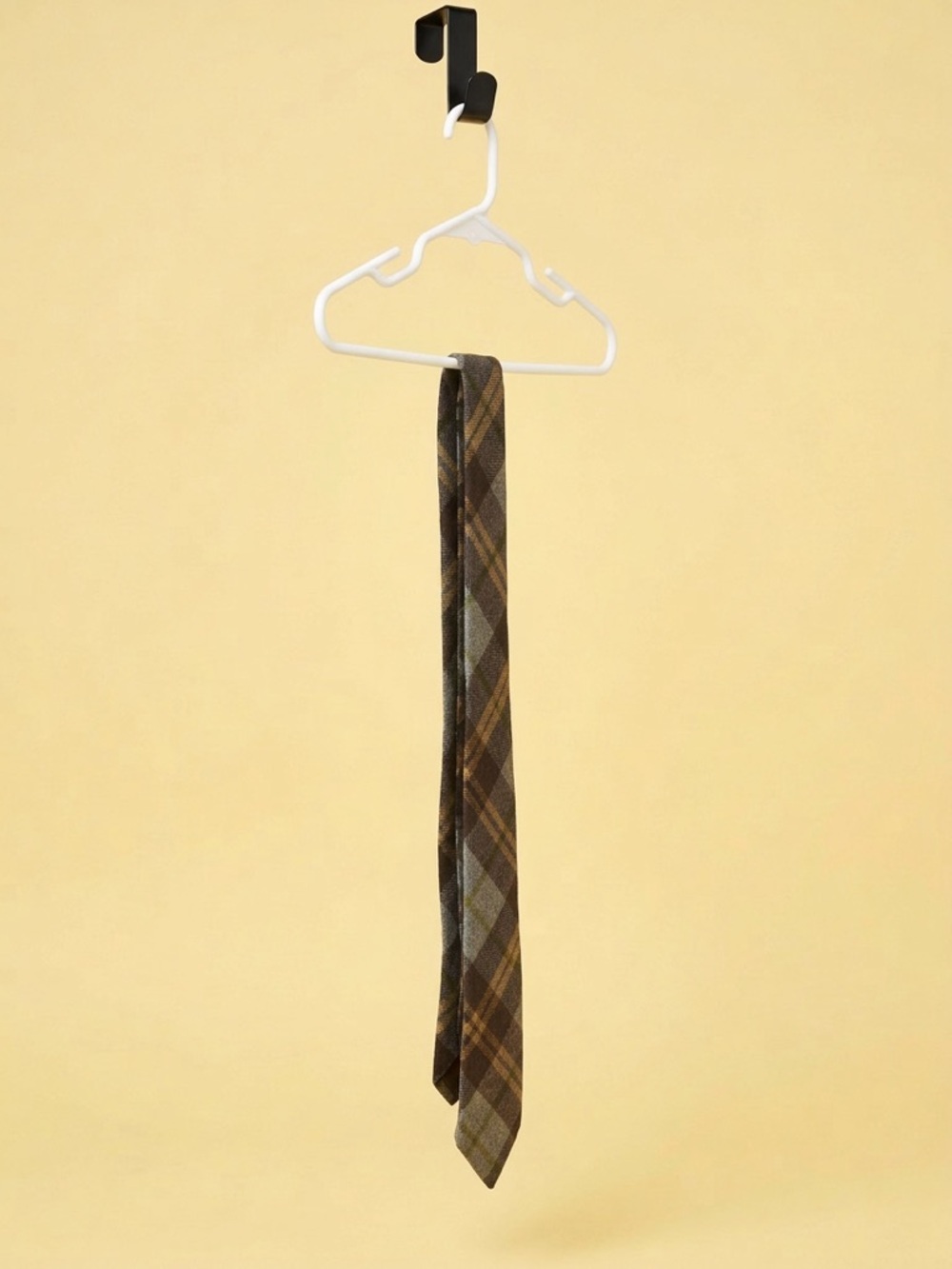 Brown Plaid Men's Skinny Tie - Classic Pattern